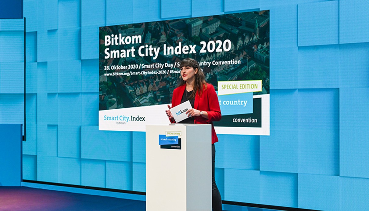 Bitkom zeichnet Deutschlands smarteste Städte mit dem Smart City Award aus Bitkom zeichnet Deutschlands smarteste Städte mit dem Smart City Award aus