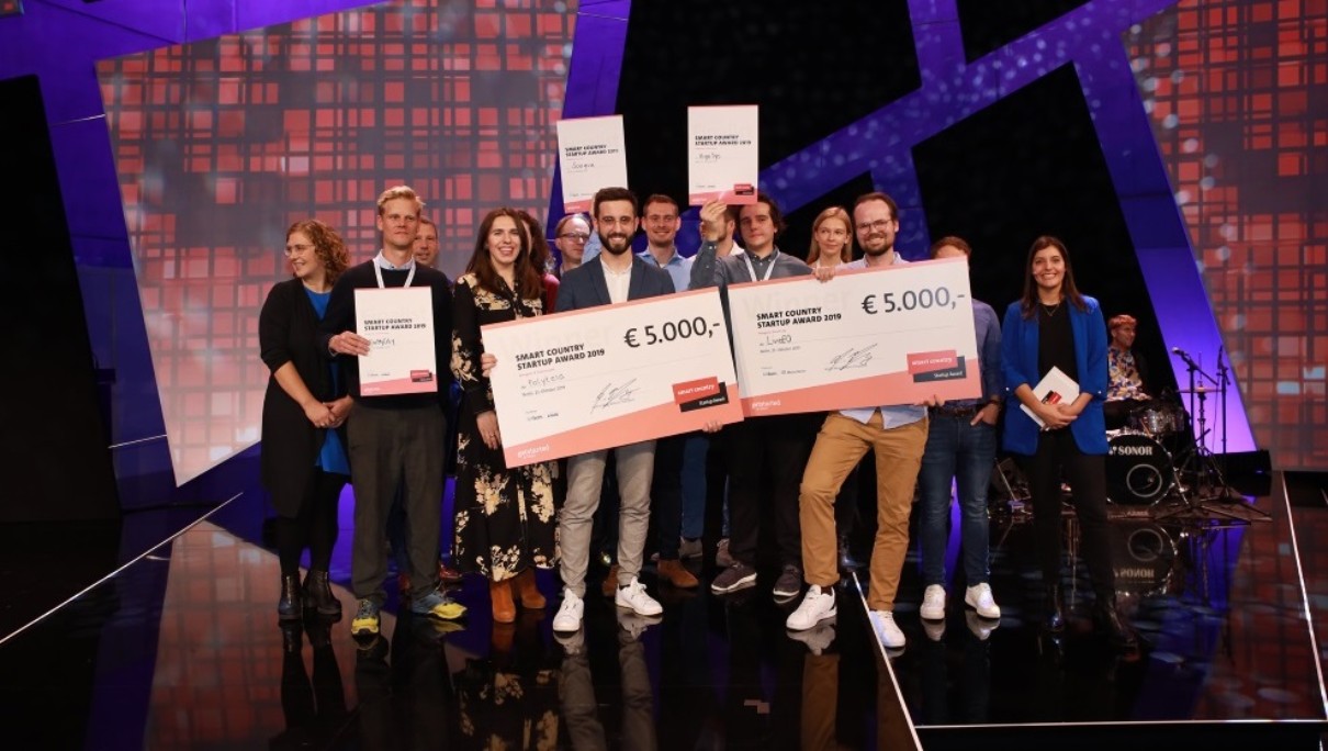 LiveEO und Polyteia gewinnen den Smart Country Startup Award LiveEO und Polyteia gewinnen den Smart Country Startup Award